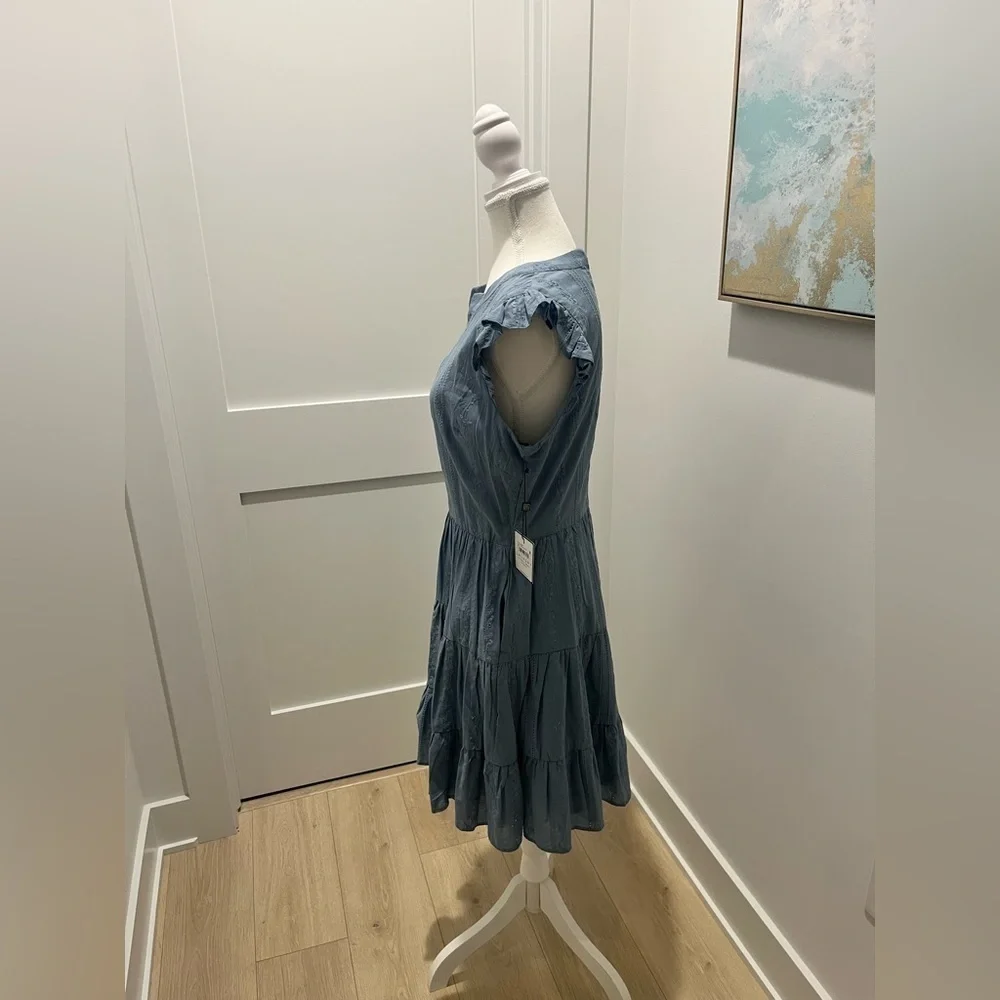LAUNDRY by Shelli Segal Faded blue denim embroidered detail dress with pockets 6